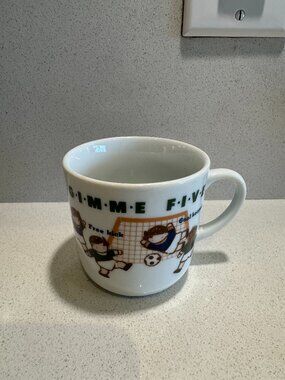 VINTAGE 80S SHOWA ERA SANRIO KIDS 'GIMME FIVE' RARE DISCONTINUED CHARACTER MUG
